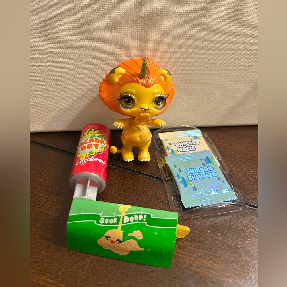 Poopsie Slime Surprise Sparkly Critters Series 2